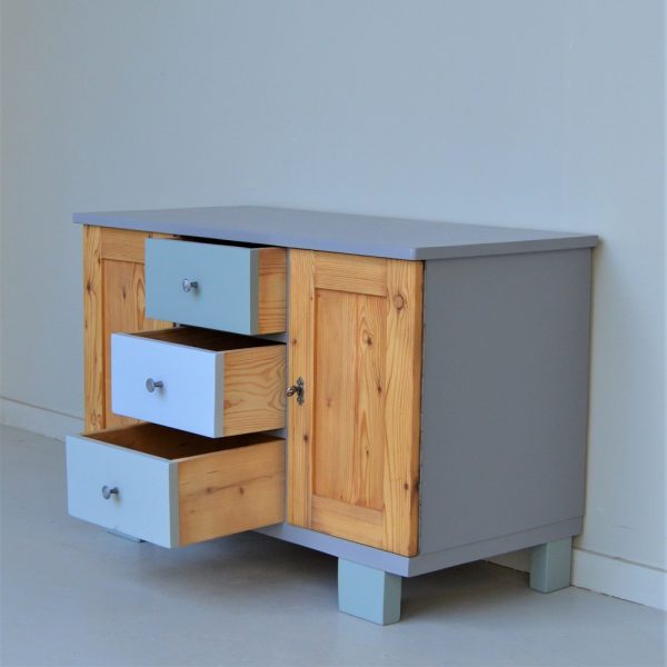 KOMMODE – Bild 4