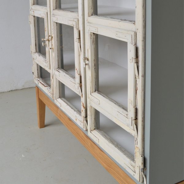 VITRINE – Bild 4