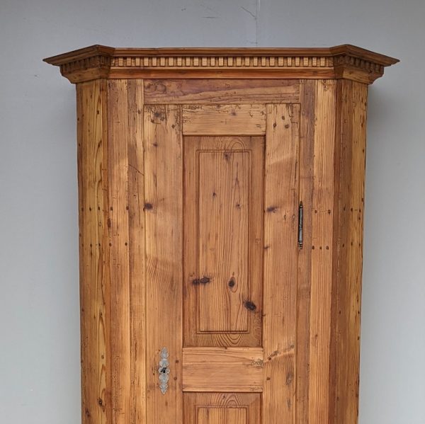SCHRANK – Bild 3