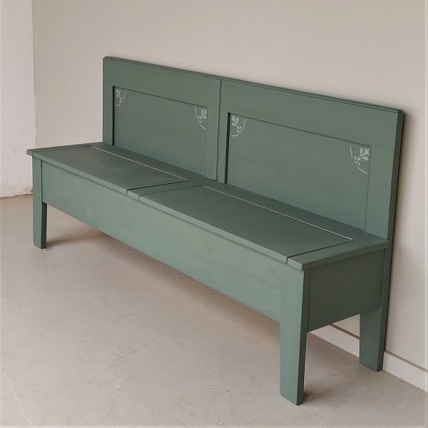 TRUHENBANK – Bild 2
