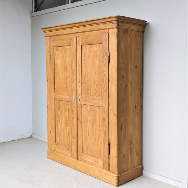 SCHRANK – Bild 3