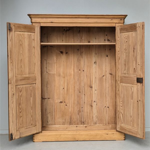 SCHRANK – Bild 2