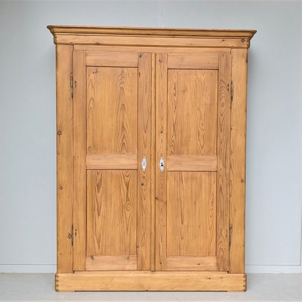 SCHRANK