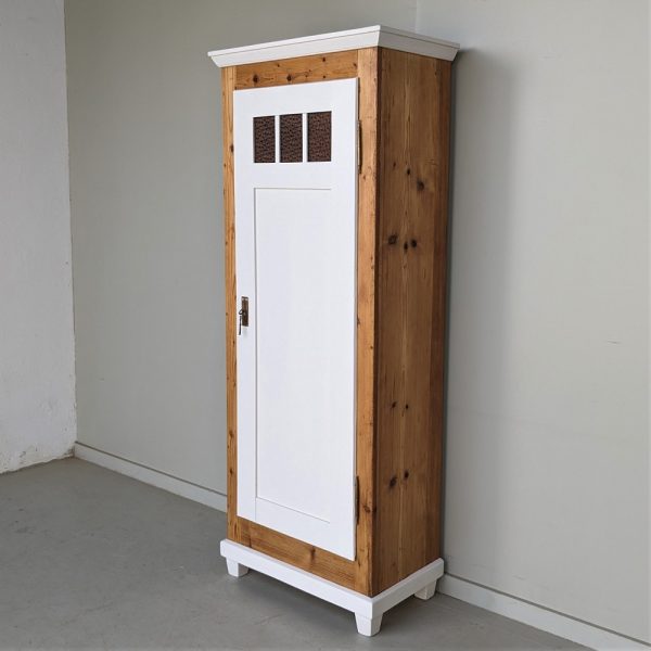 SCHMALER SCHRANK – Bild 3