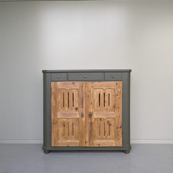 SCHRANK
