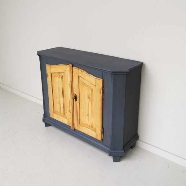 HALBSCHRANK – Bild 5