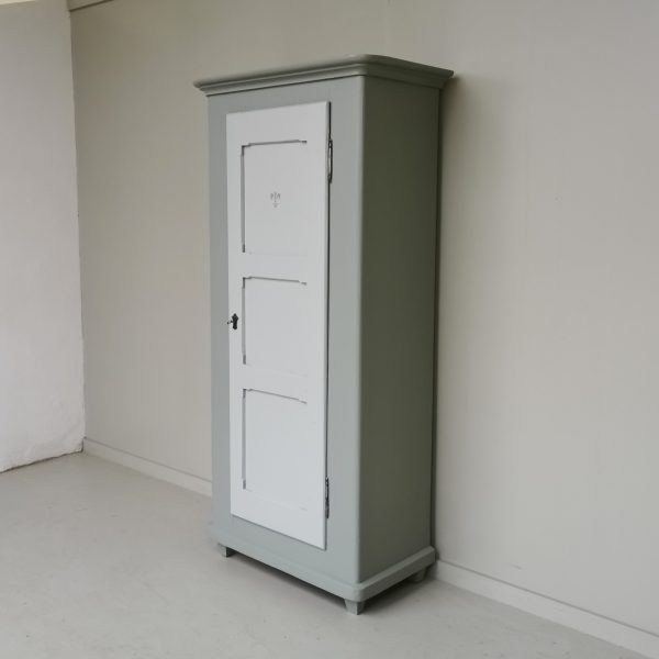 SCHRANK – Bild 4