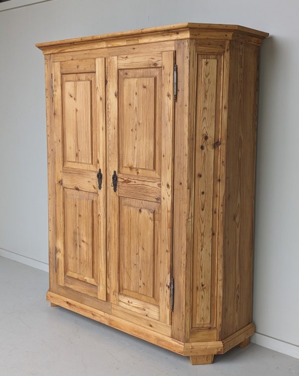 SCHRANK – Bild 4