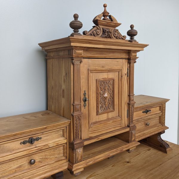 SCHREIBTISCH – Bild 4