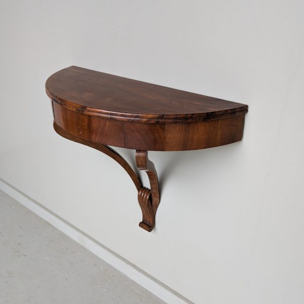 WANDKONSOLE – Bild 5