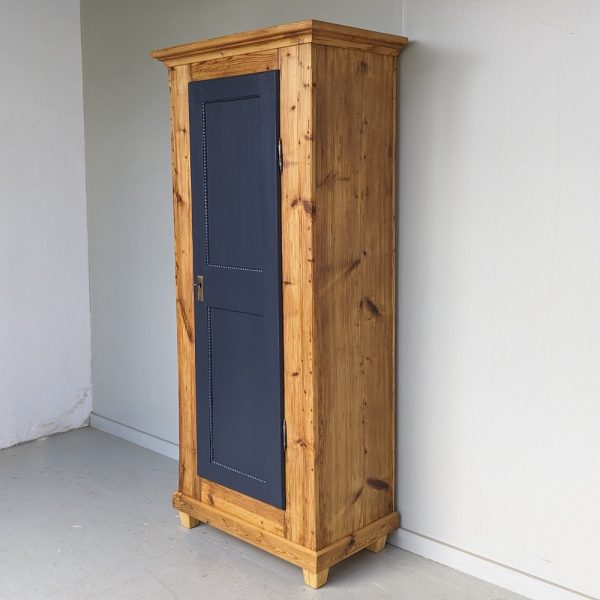 SCHRANK – Bild 2