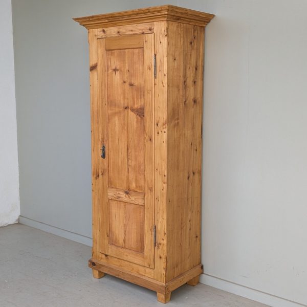 SCHRANK – Bild 2