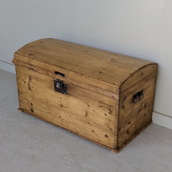 TRUHE – Bild 2
