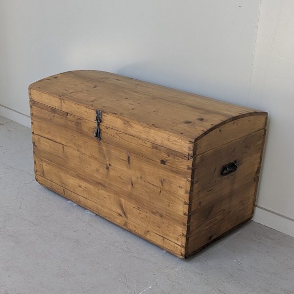 TRUHE – Bild 2