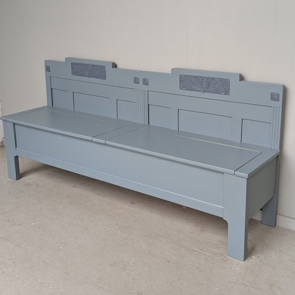 TRUHENBANK – Bild 2