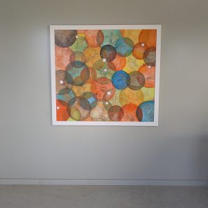 FARBCOLLAGE AUF HOLZ