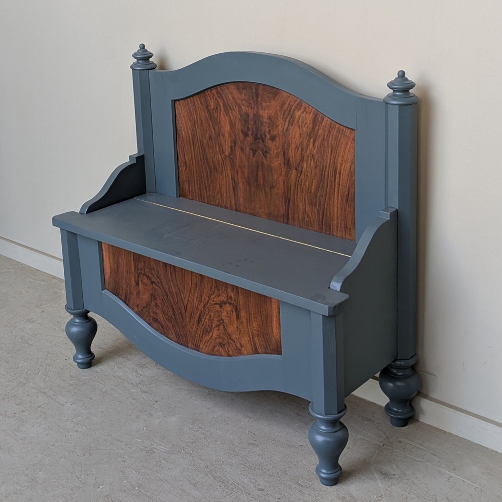 TRUHENBANK – Bild 2